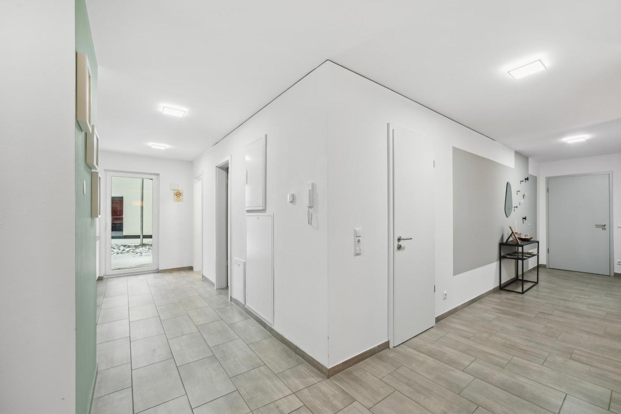 Sali Homes Spacious Apartment With Terrace In City Center ไบรอยท์ ภายนอก รูปภาพ